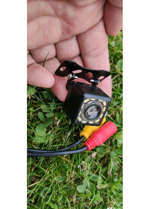 Камера заднього виду автомобіля 12 вольт 4 лед