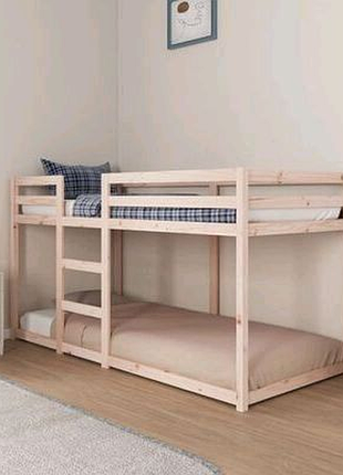 Ліжка з цільного дерева