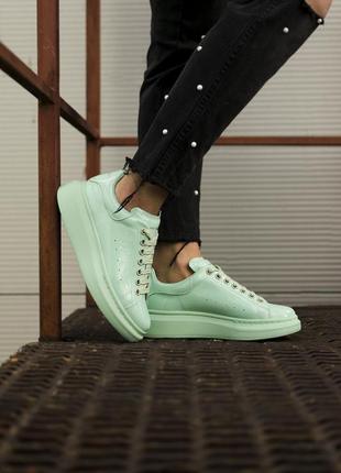 Женские кроссовки alexander mcqueen patent mint3 фото