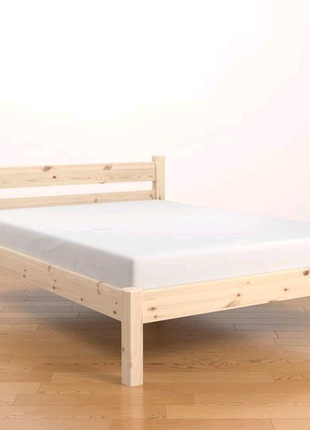 Ліжка з масиву натурального дерева