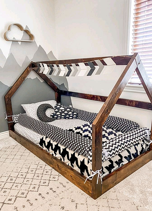 Кроватка для дитячої