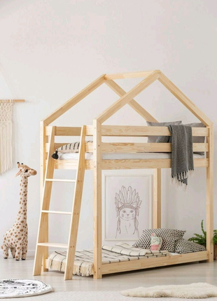 Ліжка двоярусні також горища