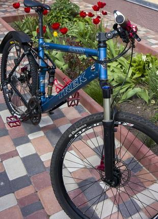 Гірський велосипед двопідвіс на рамі trek liquid 55 колеса 26"7 фото