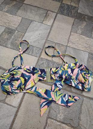 Верх від купальника