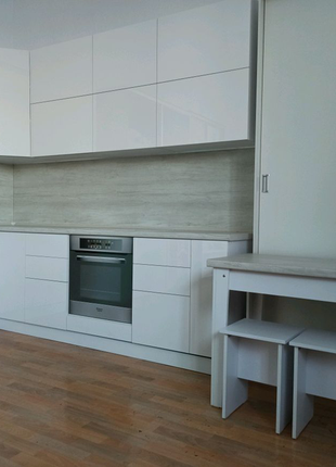 Кухня кутова акрилова біла