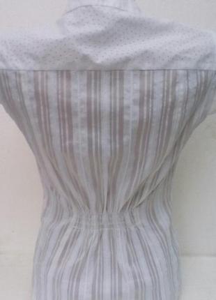 Блуза біла ошатна з ниткою з люрексу3 фото