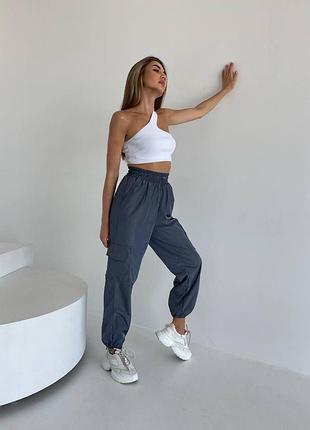 Женские штаны брюки карго с карманами плащевка