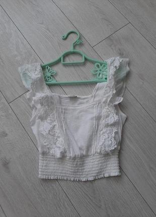 Стильний жіночий білий топ віскоза