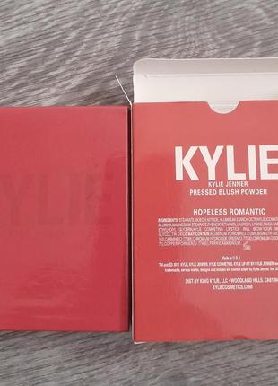 Румяна kylie jenner pressed blush powder new design hopeless romantic2 фото