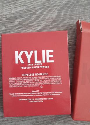 Румяна kylie jenner pressed blush powder new design hopeless romantic3 фото