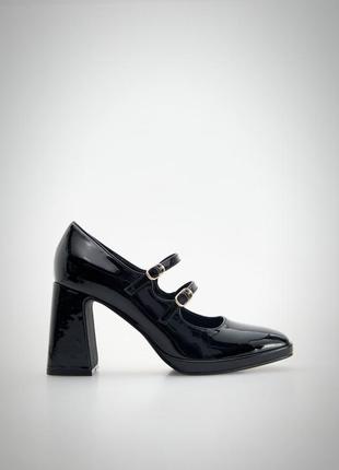 Лаковые черные туфли джейн от reserved как zara7 фото