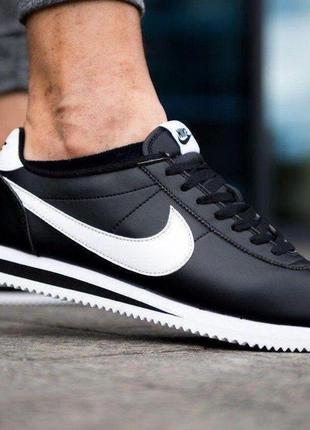 Чоловічі кросівки nike cortez classic leather чорні з білим