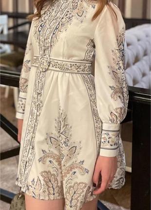 Сукня плаття