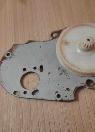 Шестерня з майданчиком двигуна кавомолки кавоварки delonghi есам