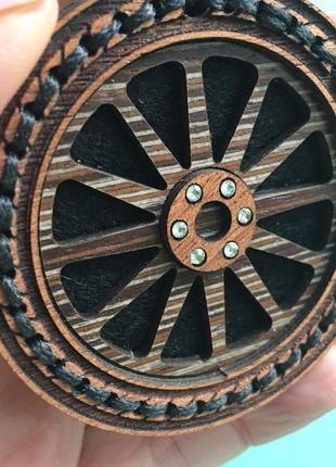 Набір дерев'яне колесо підвісна прикраса автомобіля і колесо кулон, освіжувач повітря для автомобіля8 фото