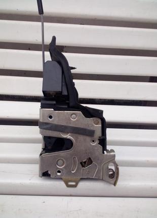 Замок двері bmw5 передньої лівої
