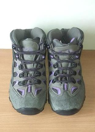 Суперові черевики mountain warehouse 32 р. устілка 20,8 см