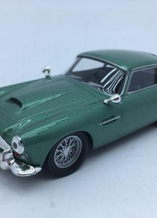 1/43 1:43 aston martin модель