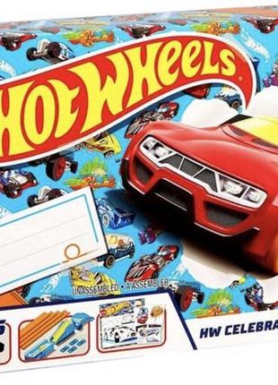 Hot wheels celebratoin box - подарунковий набір