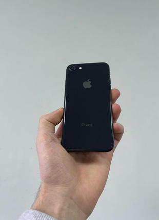 Айфон 8 64гб чорний неверлок