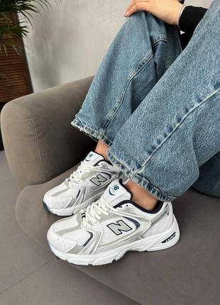 Трендові жіночі кросівки білі з синім текстильні  спорт для зала в розмірах4 фото