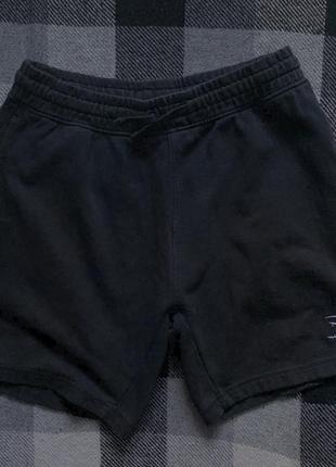 Шорты gymshark