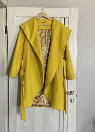Желтое теплое пальто vr натуральная шерсть оверсайз 46-50