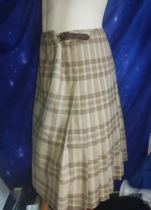 Классический шотландский корт в клетку тартан