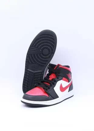 Кросівки nike air jordan 1 mid bred toe3 фото