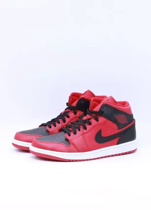 Кросівки nike air jordan 1 mid reverse bred1 фото