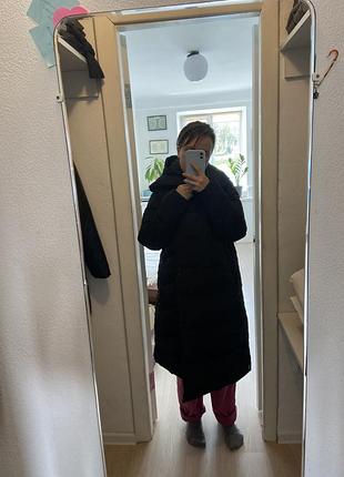 Чорний пуховик довгий дуже теплий в чудовому стані