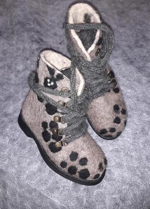 Валяные ботинки