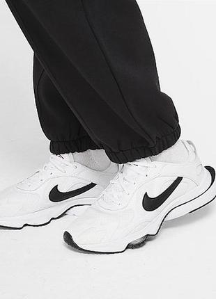 Женские брюки nike (plus size) black dh1045-0105 фото