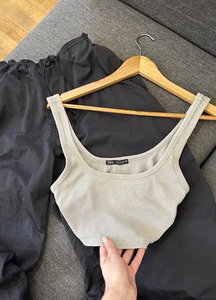 Серый топ в рубчик zara