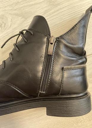 Шкіряні ботинки на весну або осінь