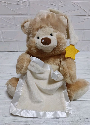 Інтерактивна співає пісню та грає в схованки м'яка іграшка