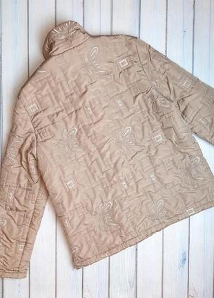 💥1+1=3 стильная куртка бежевая демисезон с вышивкой бабочки, размер 50 - 526 фото