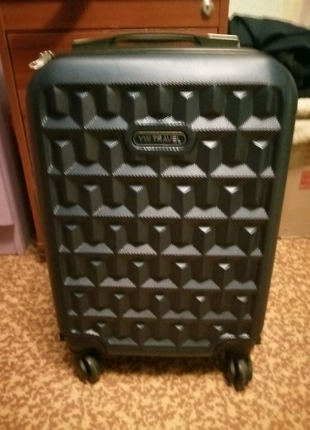 Продам чемодан  производство италия1 фото