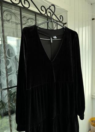 Чорна оксамитова ярусна сукня divided3 фото