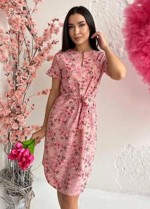 Красивое летнее платье женское с коротким рукавом в цветочек розовое платье на лето с поясом из ткани софт