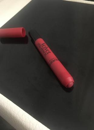 Матовая карандаш-помада для губ bourjois rouge divin