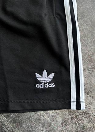 Спортивні шорти adidas3 фото