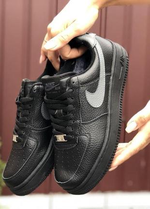 Женские кроссовки nike air force на зиму🆕кроссовки на меху🆕обувь на зиму