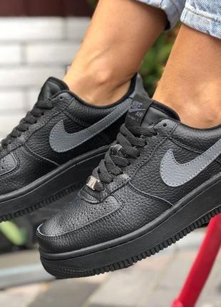 Женские кроссовки nike air force на зиму🆕кроссовки на меху🆕обувь на зиму3 фото