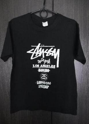 Футболкa чоловіча stussy