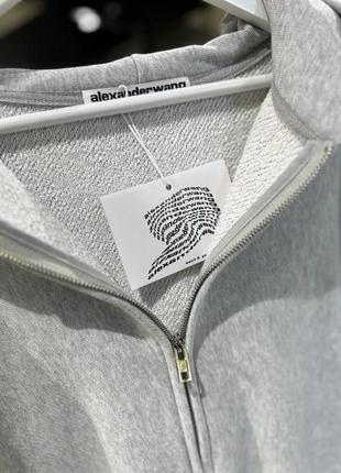 Спортивный костюм в стиле wang