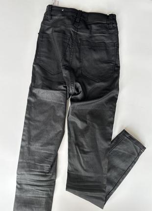 Кожаные брюки stradivarius2 фото