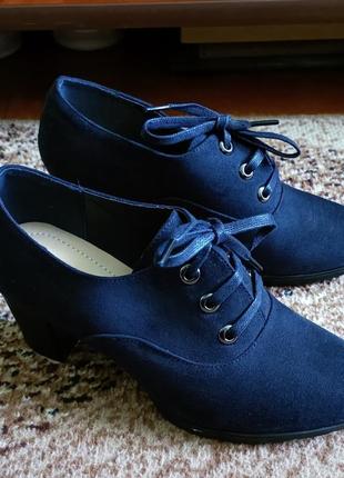 Новые туфли сапожки