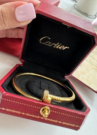 Cartier браслет на руку