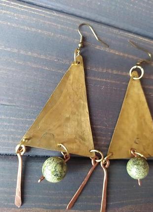 Серьги латунные с змеевиком "внутри пирамиды хеопса"